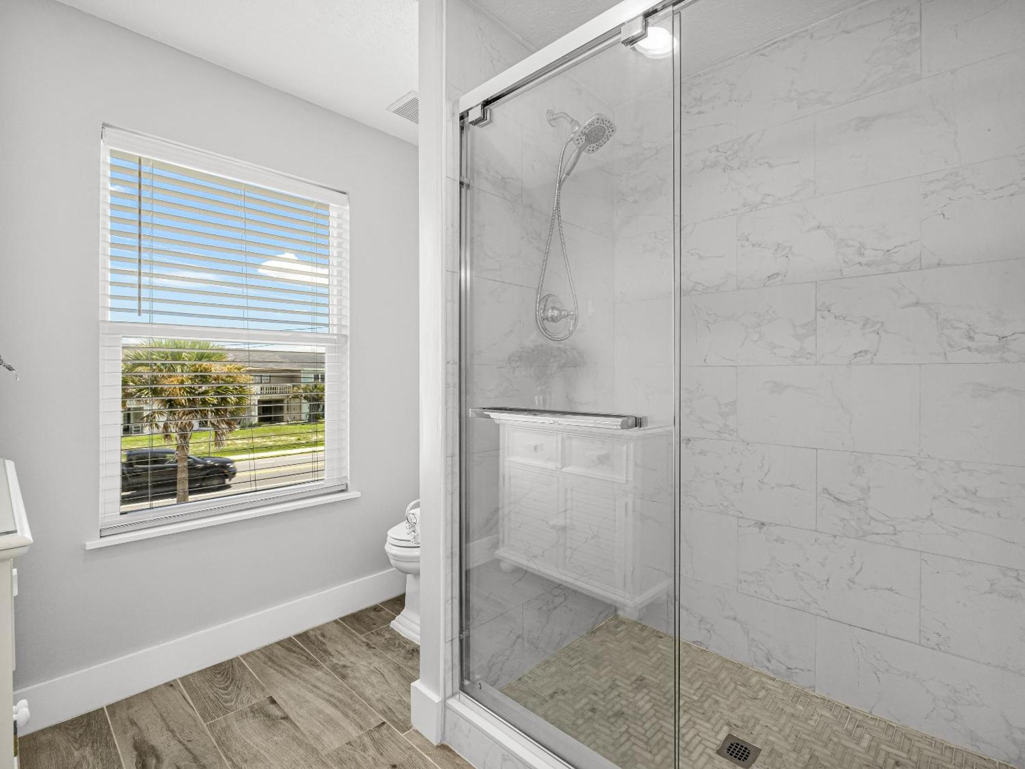 Beachside West Apartment